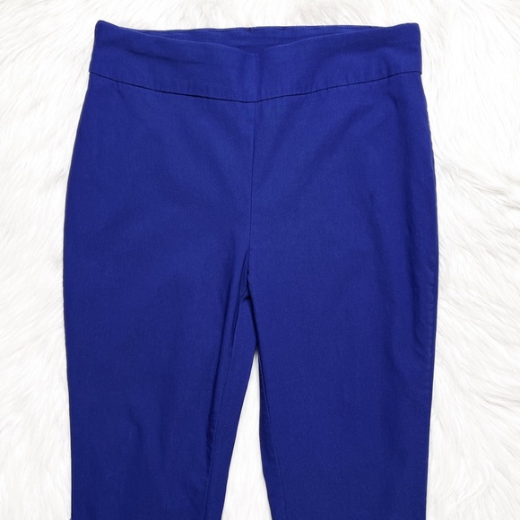 SOLD-Chico’s So Slimming Blue Elastic Waist Pull On Cropped Skinny Pants Size 10 - Picture 3 of 8